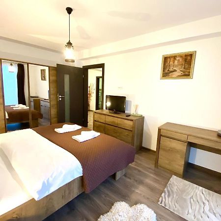 בראשוב Urban Guesthouse מראה חיצוני תמונה
