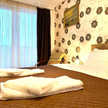 בראשוב Urban Guesthouse מראה חיצוני תמונה