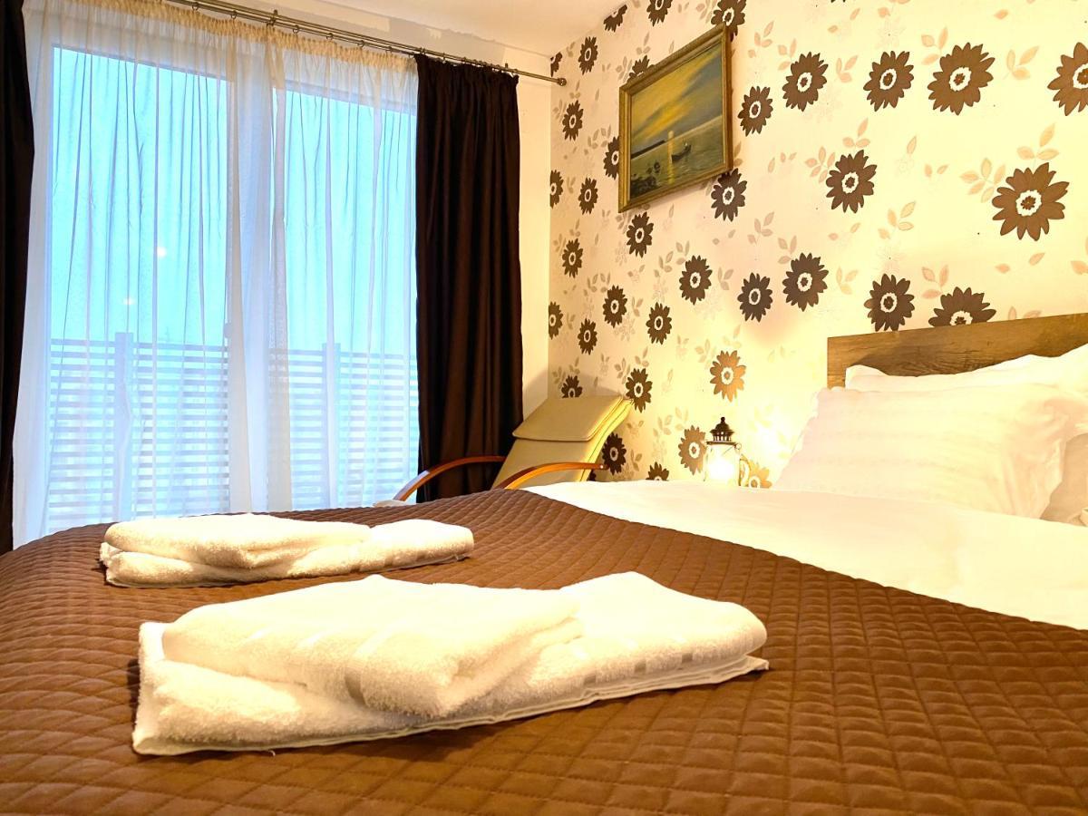 בראשוב Urban Guesthouse מראה חיצוני תמונה
